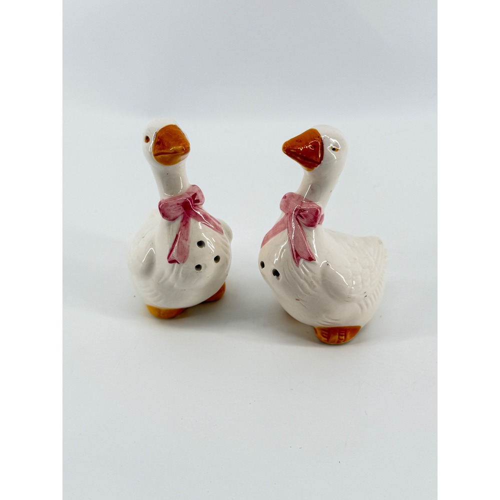 Vintage White Goose Salt and Pepper Shakers Pink Bow Ceramic Farmhouse Set